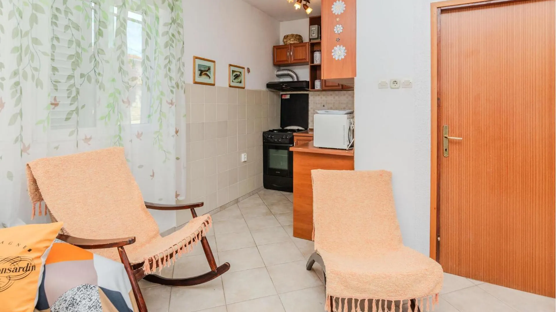 Lovely Apartment In Privlaka With Kitchen كرواتيا